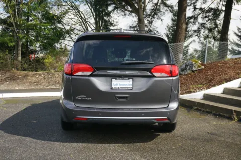 More photos of 2017 Chrysler Pacifica Touring L at South Tacoma Auto, WA