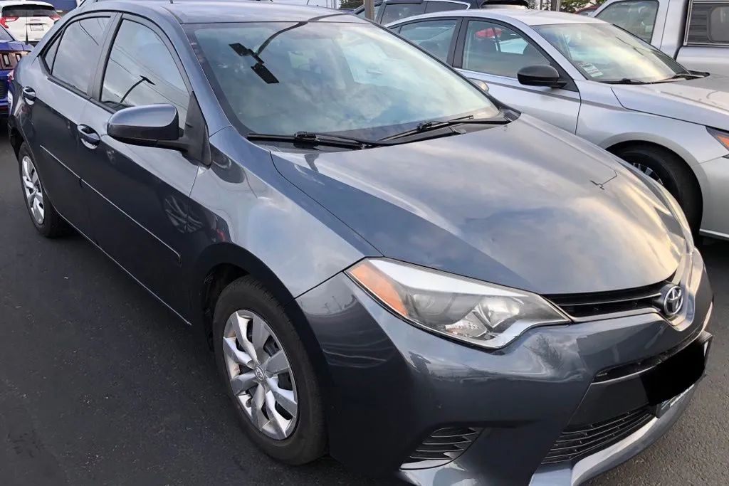 Gray 2015 Toyota Corolla LE for sale in Tacoma, WA