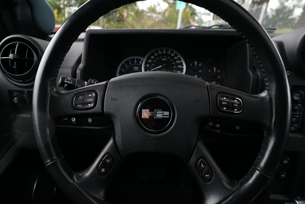Hummer H2 photo 24