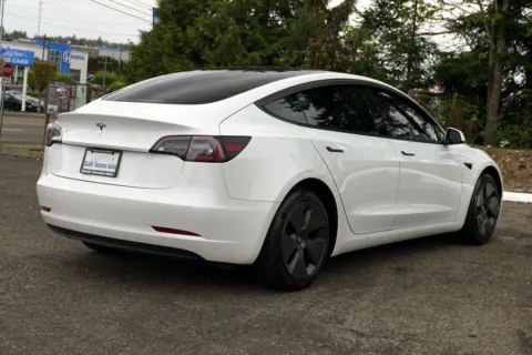More photos of 2021 Tesla Model 3 Standard Range Plus at South Tacoma Auto, WA