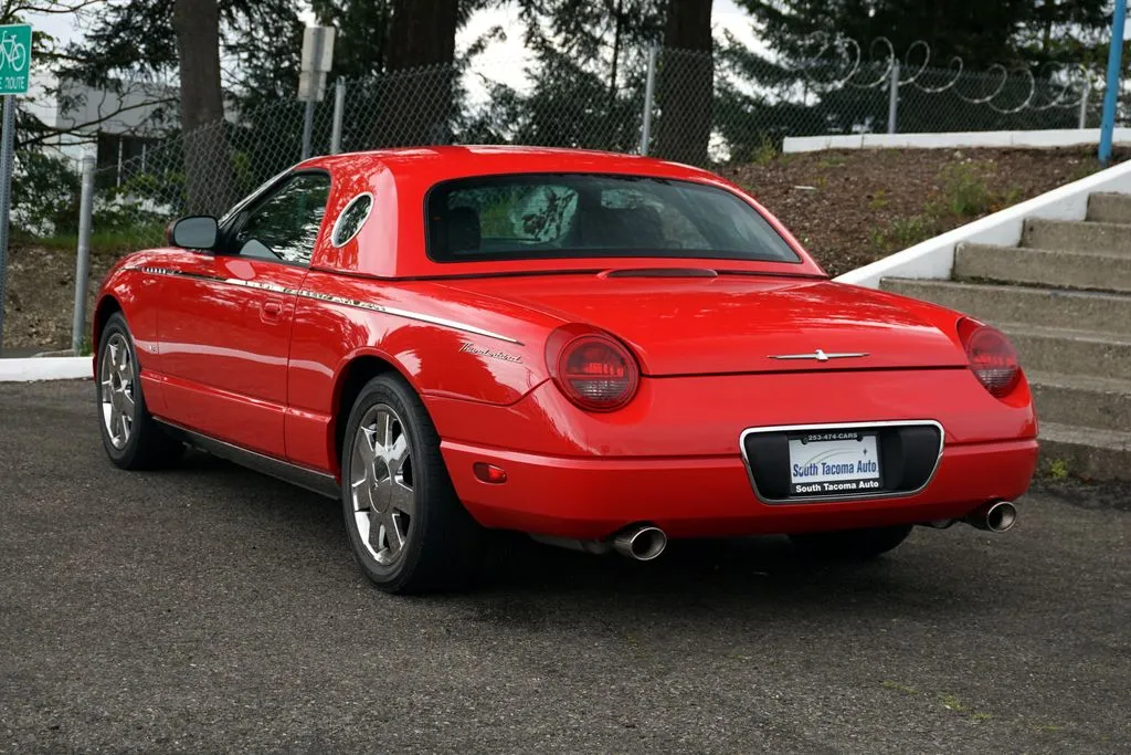 Ford Thunderbird photo 10
