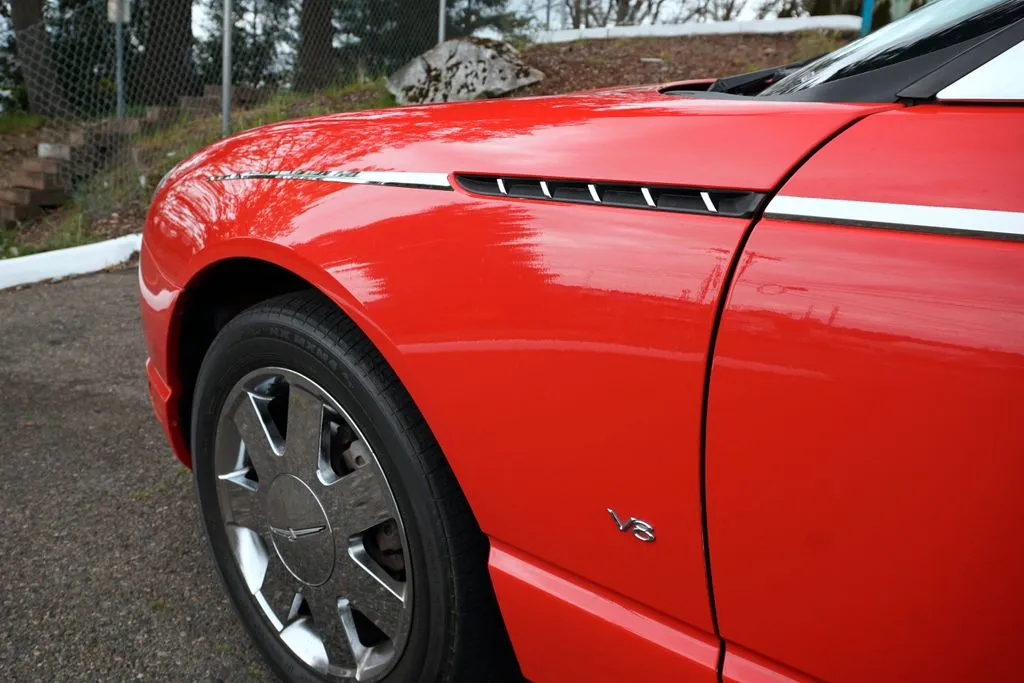 Ford Thunderbird photo 24