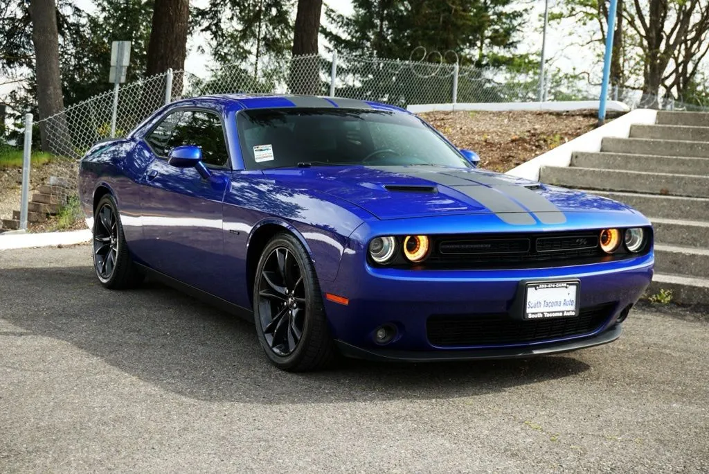 2018 Dodge Challenger R/T Plus's photo