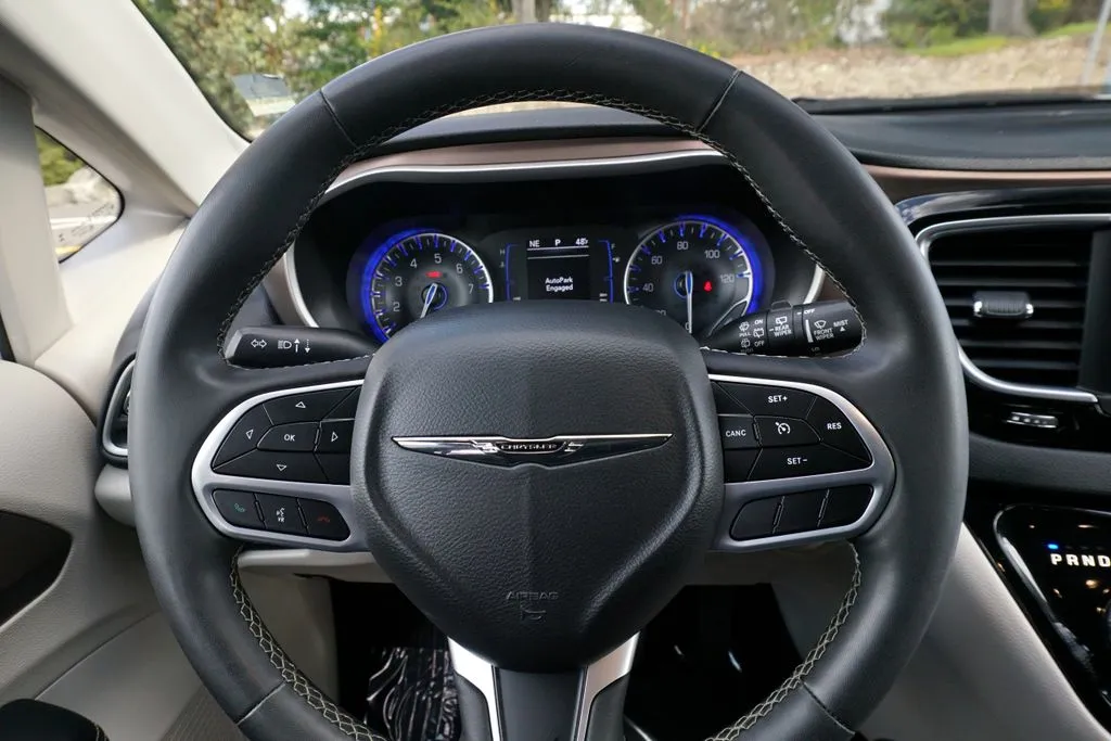 Chrysler Voyager photo 19
