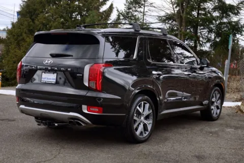 More photos of 2021 Hyundai Palisade Limited at South Tacoma Auto, WA