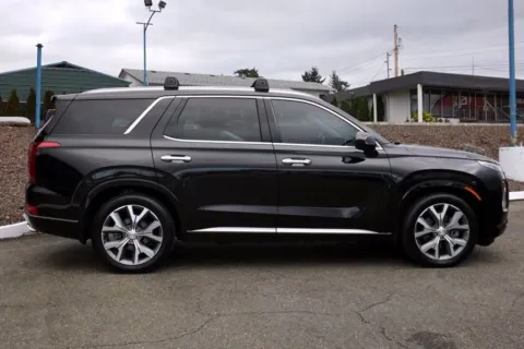 More photos of 2021 Hyundai Palisade Limited at South Tacoma Auto, WA