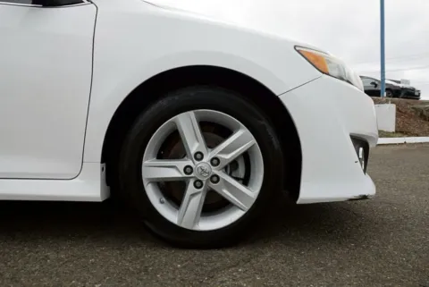 More photos of 2013 Toyota Camry SE at South Tacoma Auto, WA