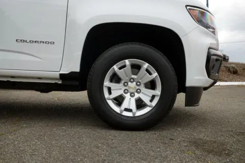 More photos of 2022 Chevrolet Colorado LT at South Tacoma Auto, WA