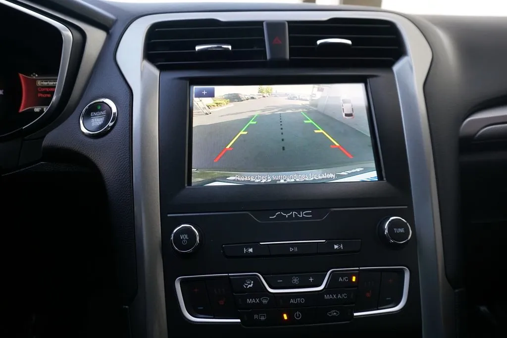 Ford Fusion photo 25