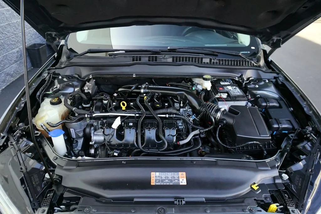 Ford Fusion photo 13