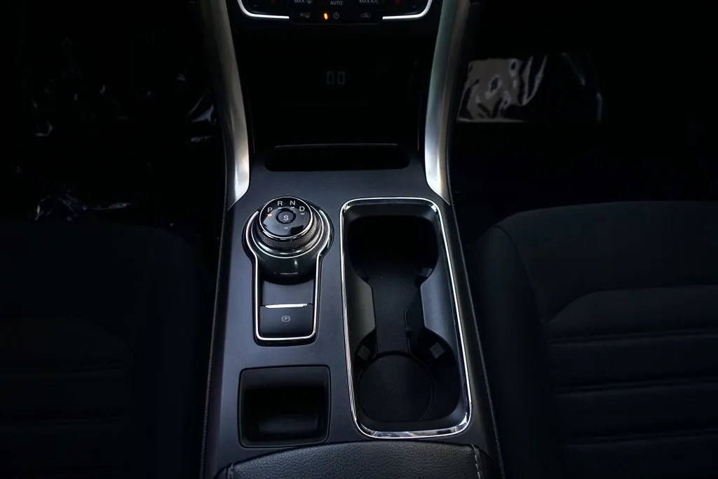Ford Fusion photo 30