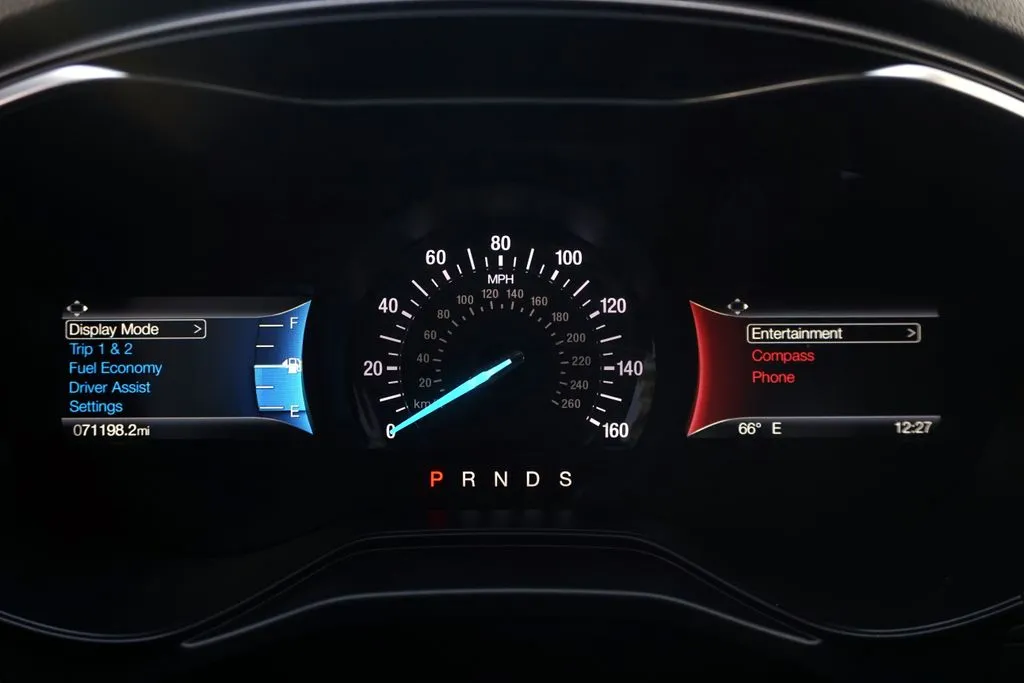 Ford Fusion photo 27