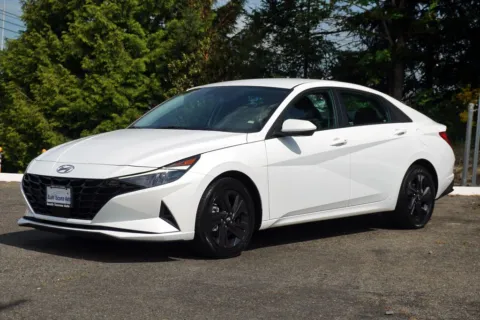 Another view of 2021 Hyundai Elantra SEL for sale in Tacoma, WA at South Tacoma Auto