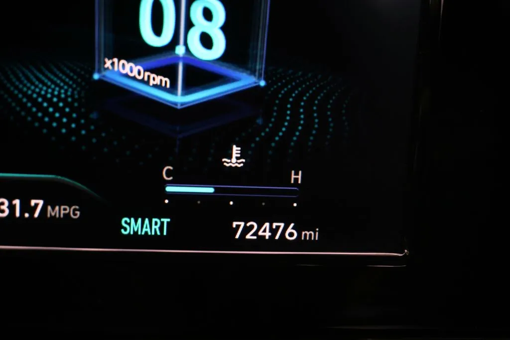 Hyundai Elantra photo 23