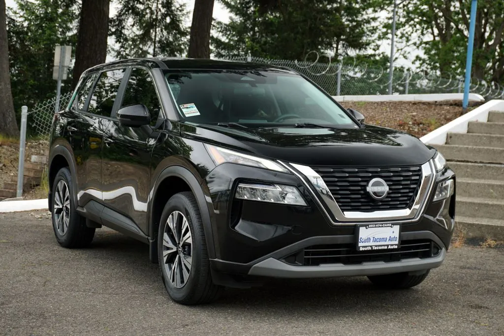 2022 Nissan Rogue SV AWD's photo