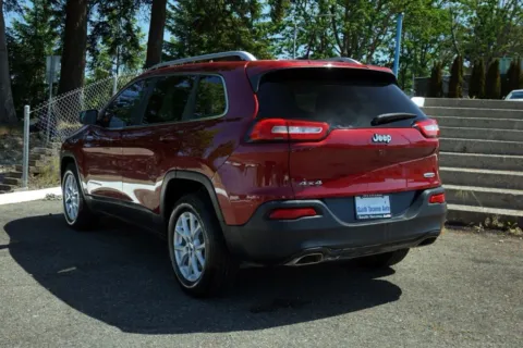 More photos of 2015 Jeep Cherokee Latitude at South Tacoma Auto, WA
