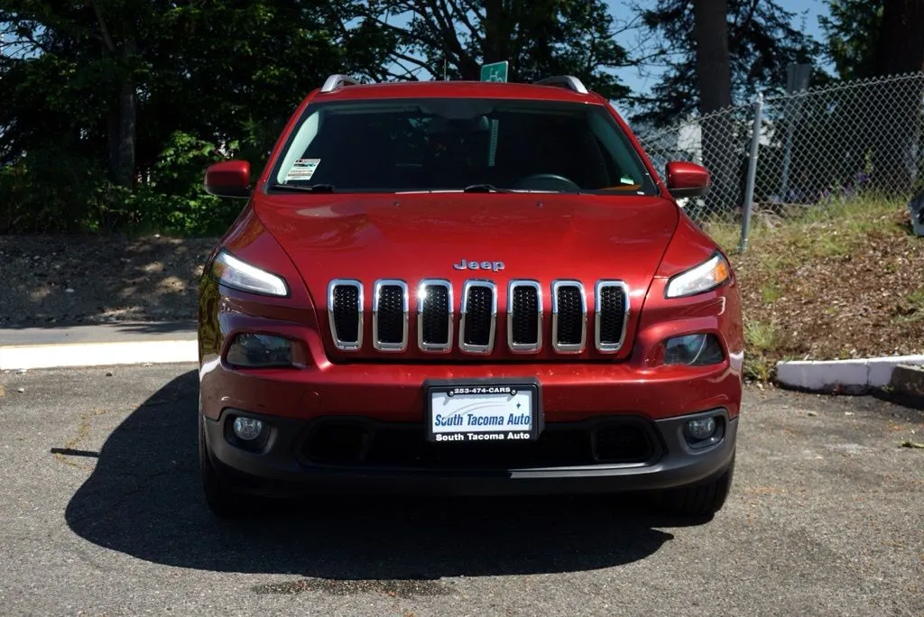Jeep Cherokee photo 7