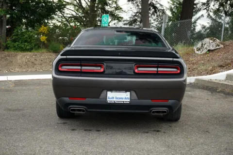 More photos of 2020 Dodge Challenger SXT at South Tacoma Auto, WA