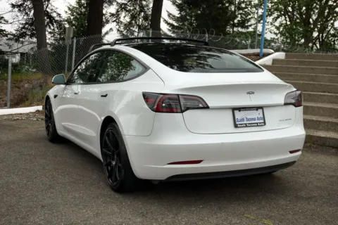 More photos of 2022 Tesla Model 3 Long Range at South Tacoma Auto, WA