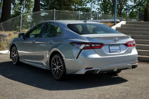 More photos of 2021 Toyota Camry SE at South Tacoma Auto, WA