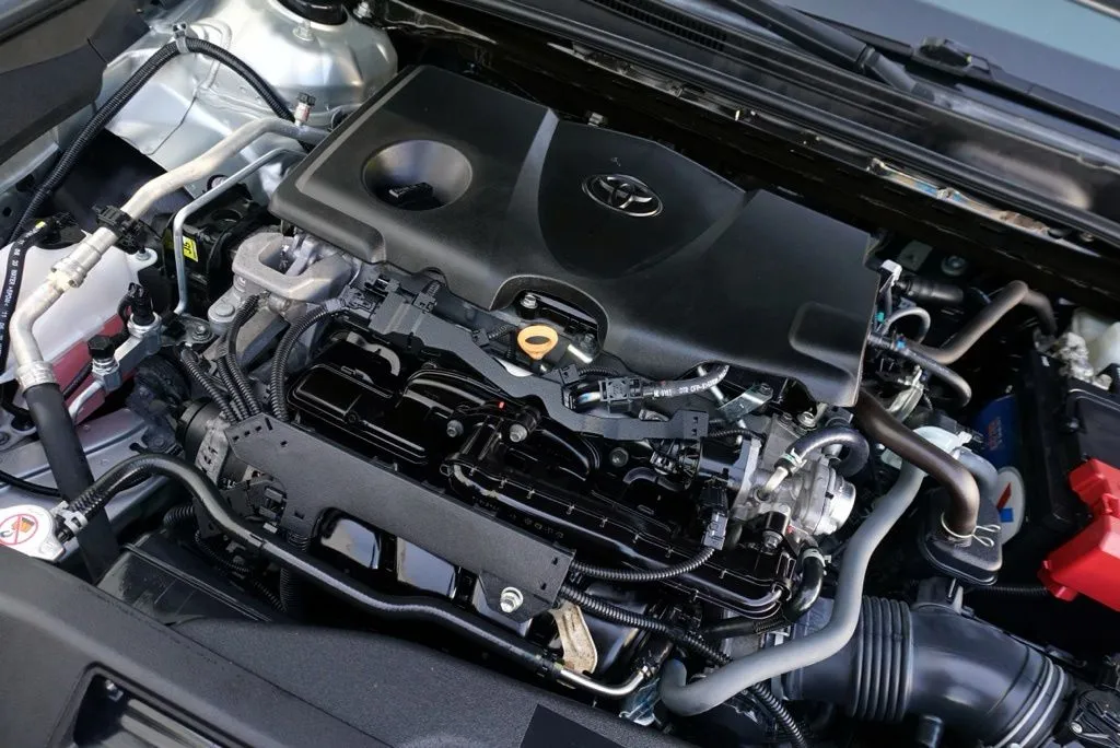 Toyota Camry photo 10