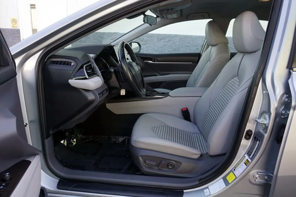 Toyota Camry photo 22