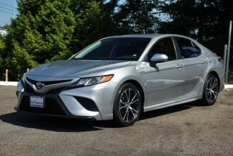 Another view of 2019 Toyota Camry Hybrid SE for sale in Tacoma, WA at South Tacoma Auto