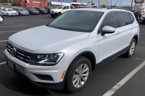 More photos of 2019 Volkswagen Tiguan 2.0T SE at South Tacoma Auto, WA