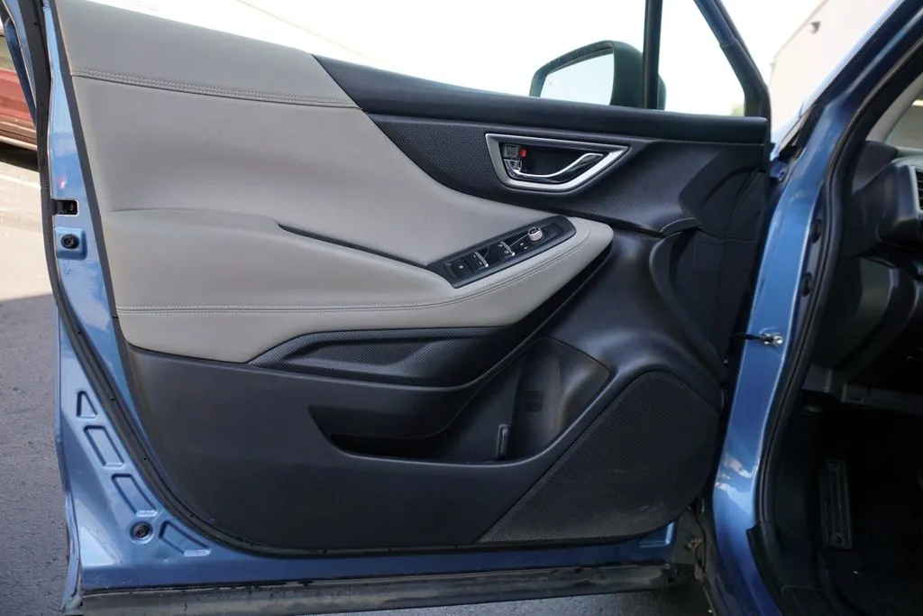 Subaru Forester photo 10
