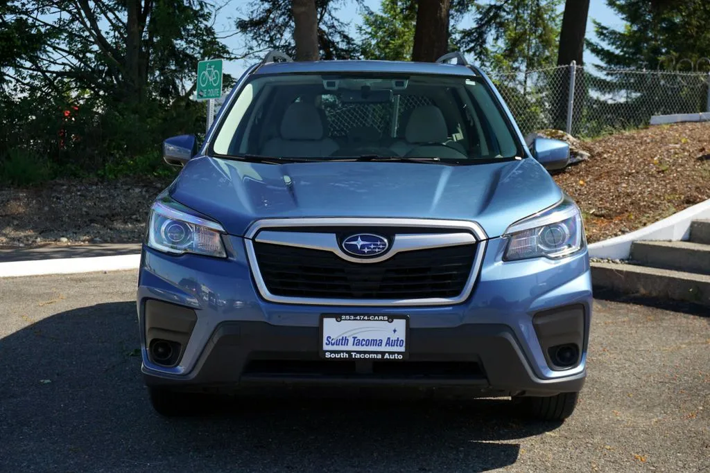 Subaru Forester photo 2