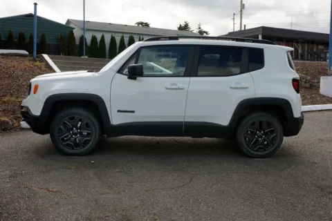 More photos of 2018 Jeep Renegade Sport 4WD at South Tacoma Auto, WA