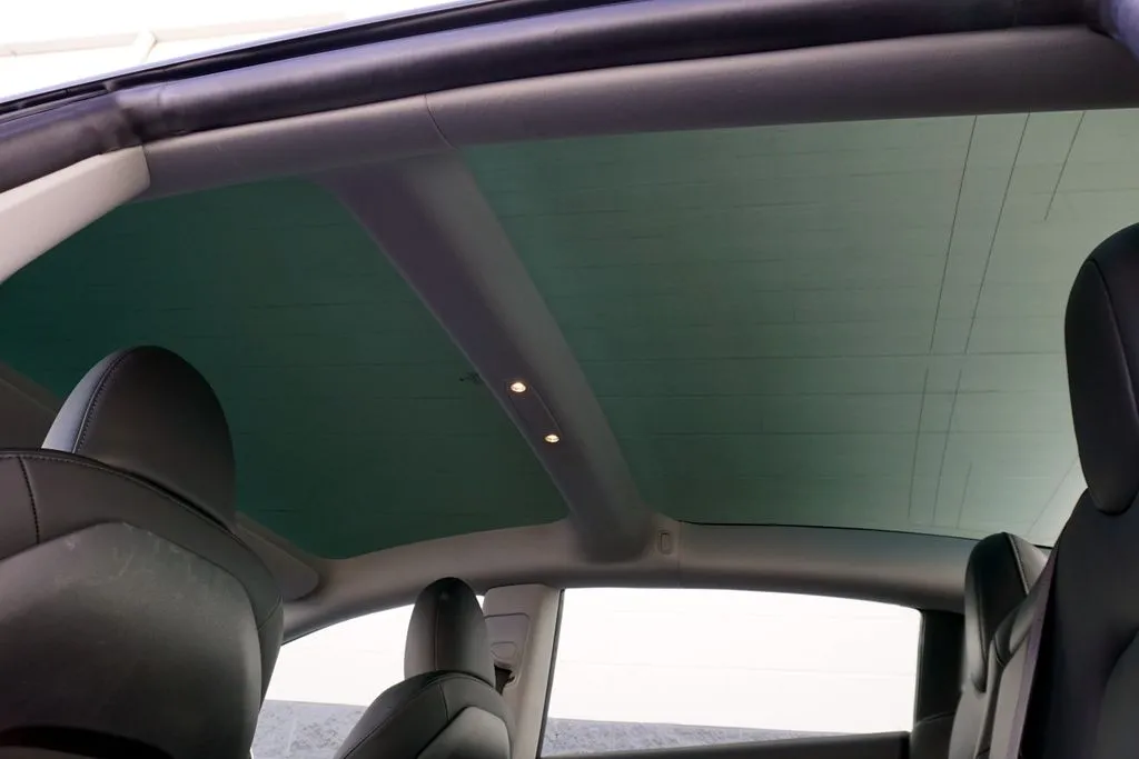 Tesla Model 3 photo 13