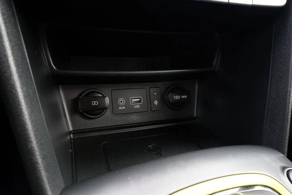 Hyundai Kona photo 26