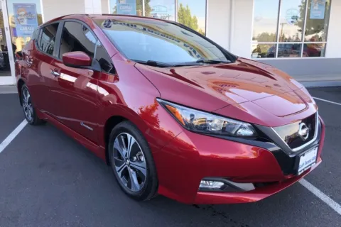 Red 2018 Nissan Leaf SV for sale in Tacoma, WA