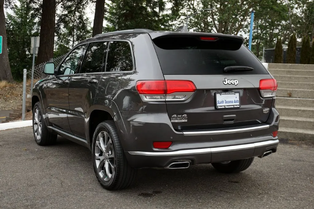 Jeep Grand Cherokee photo 3