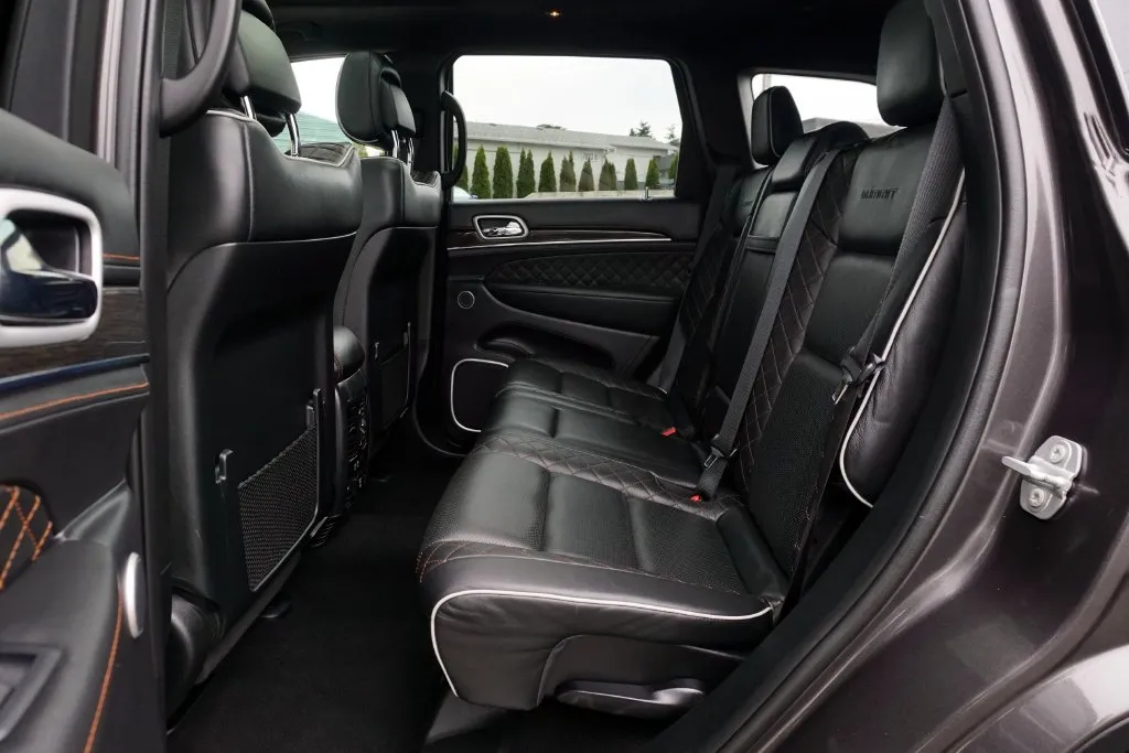 Jeep Grand Cherokee photo 23