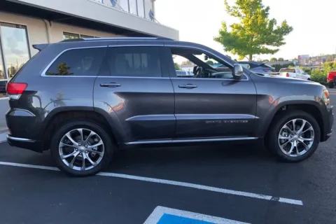 Another view of 2020 Jeep Grand Cherokee Summit for sale in Tacoma, WA at South Tacoma Auto