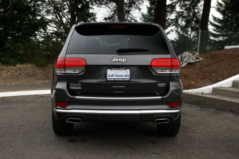 More photos of 2020 Jeep Grand Cherokee Summit at South Tacoma Auto, WA