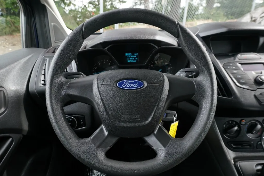 Ford Transit Connect photo 35