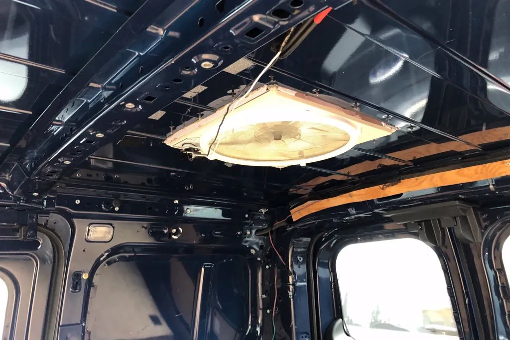 Ford Transit Connect photo 22