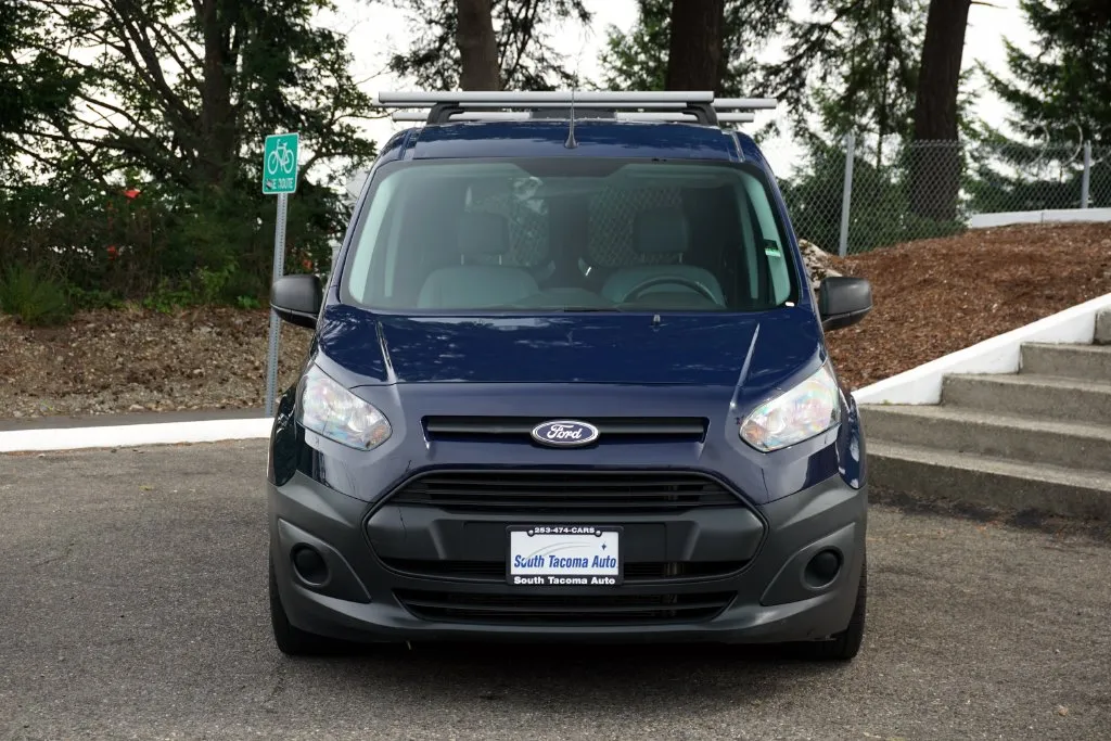Ford Transit Connect photo 2