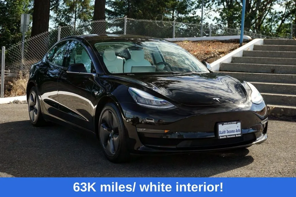 2018 Tesla Model 3 Long Range's photo