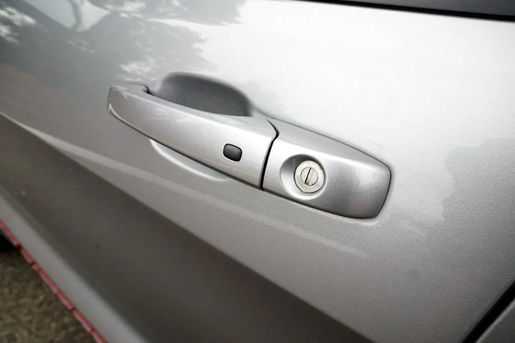 Jeep Grand Cherokee photo 9