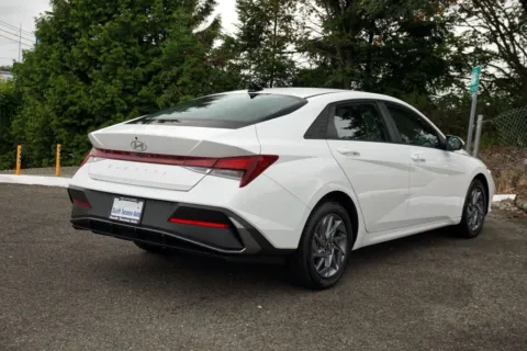 Another view of 2025 Hyundai Elantra SEL Convenience for sale in Tacoma, WA at South Tacoma Auto