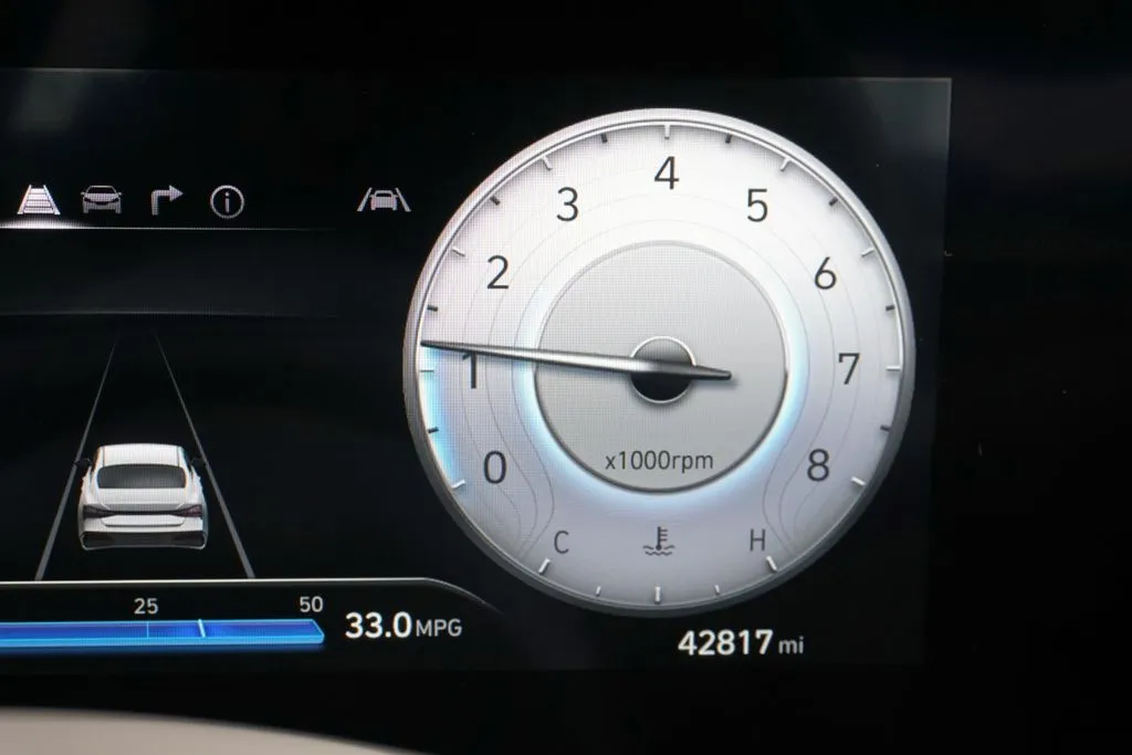 Hyundai Elantra photo 23