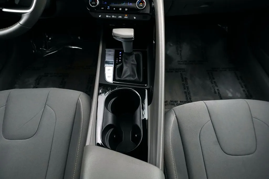 Hyundai Elantra photo 21