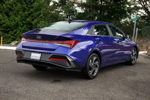 More photos of 2025 Hyundai Elantra SEL Convenience at South Tacoma Auto, WA
