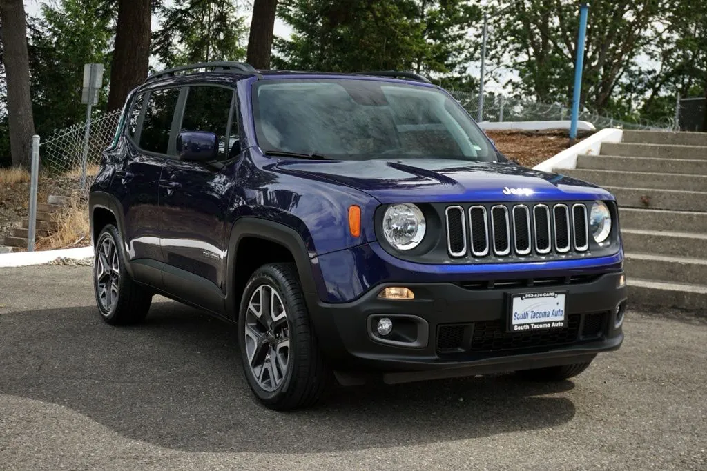 Blue 2018 Jeep Renegade Latitude for sale in Tacoma, WA