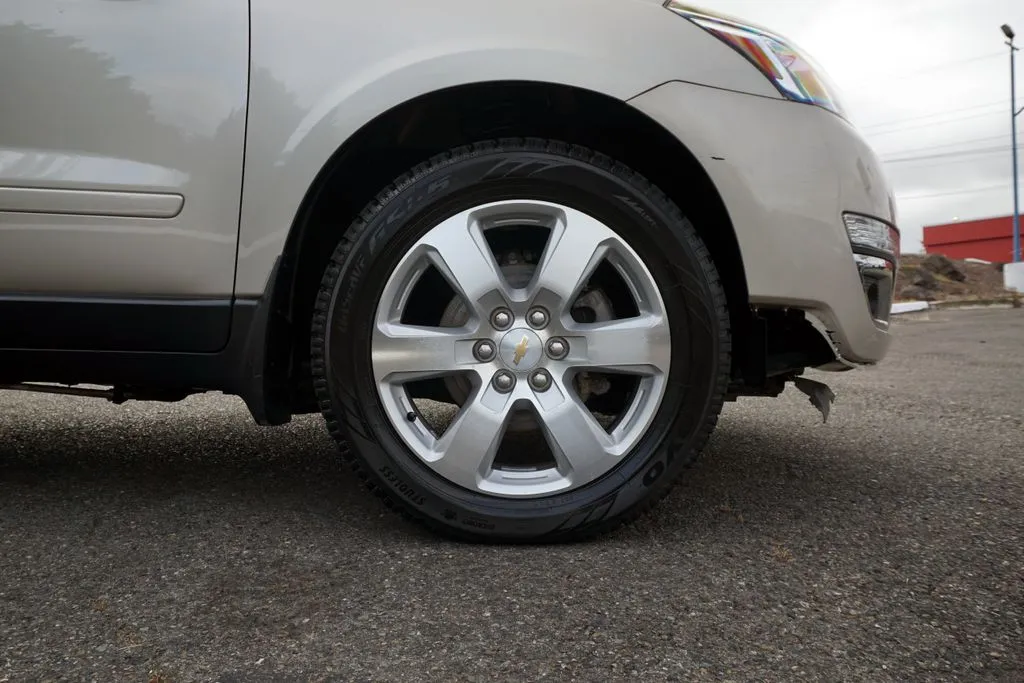 Chevrolet Traverse photo 9