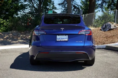 More photos of 2025 Tesla Model Y Long Range at South Tacoma Auto, WA